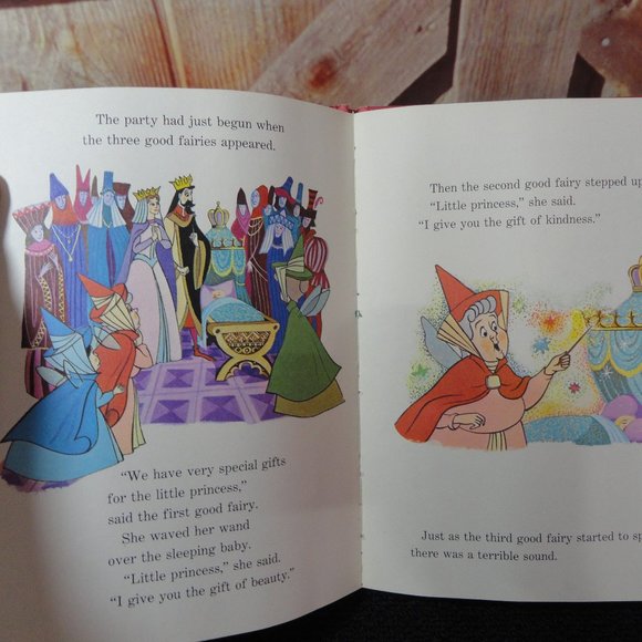 Disney Sleeping Beauty hardcover 1974 Disney, Illustrated cute - Picture 6 of 6